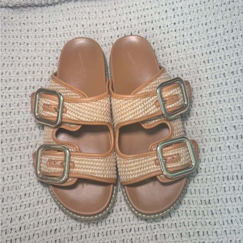 Universal Thread Women Tan Woven Double-Buckle Slide Sandals size 9 - Picture 2 of 7